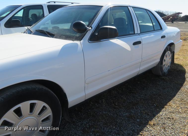 image for item DC0880 2009 Ford Crown Victoria Police Interceptor