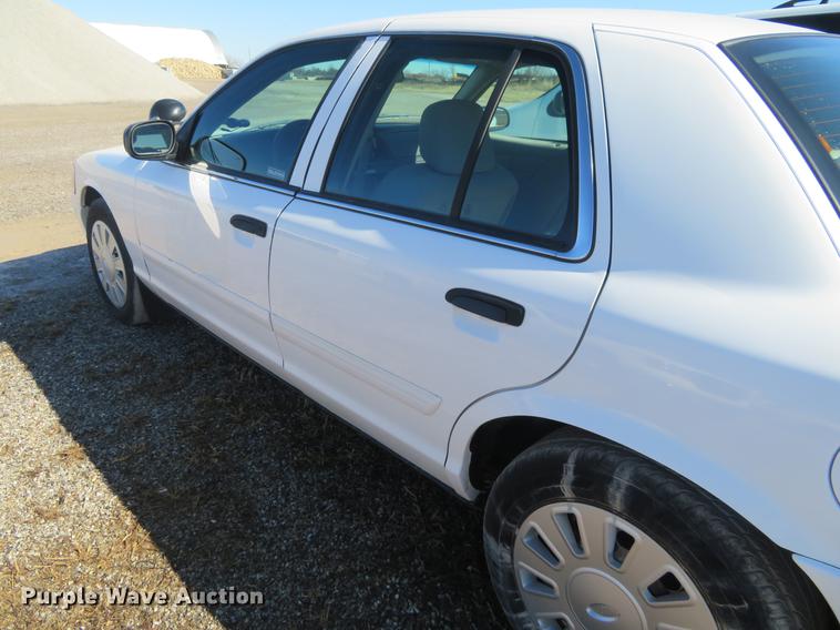 image for item DC0880 2009 Ford Crown Victoria Police Interceptor