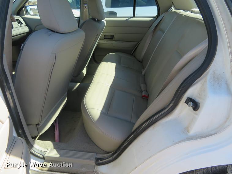 image for item DC0880 2009 Ford Crown Victoria Police Interceptor
