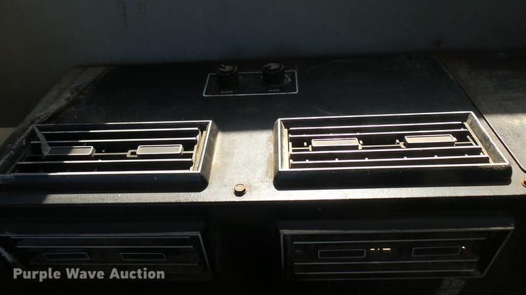 image for item DC1782 1989 GMC Forward W7 platform truck