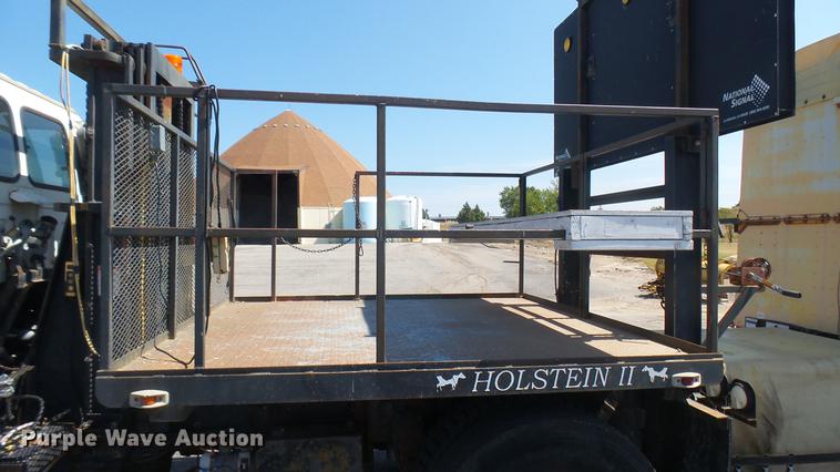 image for item DC1782 1989 GMC Forward W7 platform truck