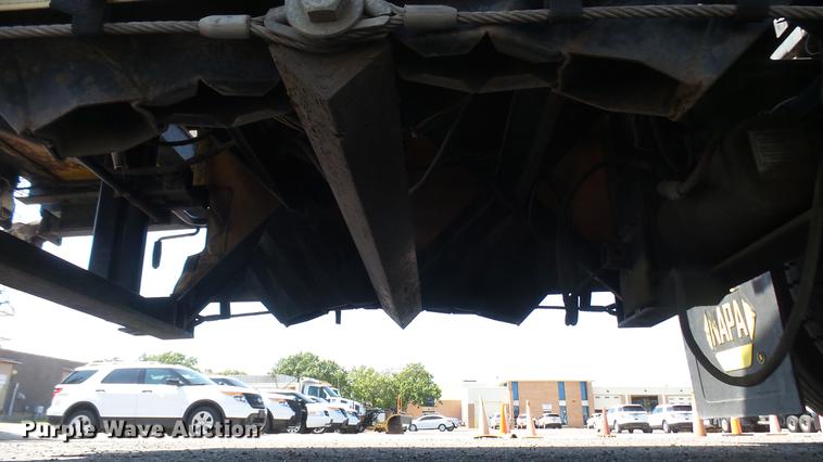 image for item DC1782 1989 GMC Forward W7 platform truck