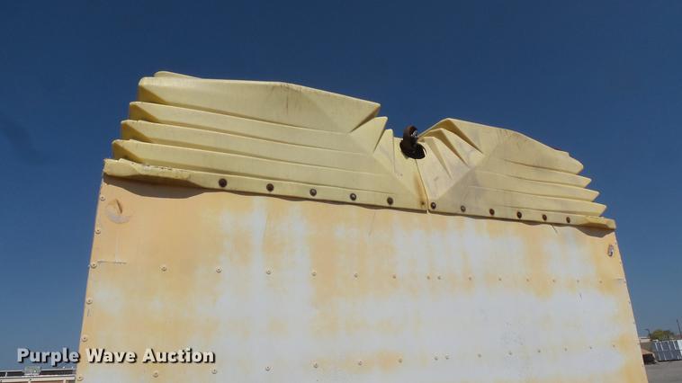 image for item DC1782 1989 GMC Forward W7 platform truck