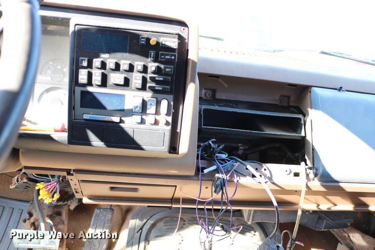 image for item DC3500 1988 Chevrolet 1500 Ext. Cab pickup truck