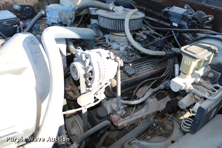 image for item DC3500 1988 Chevrolet 1500 Ext. Cab pickup truck