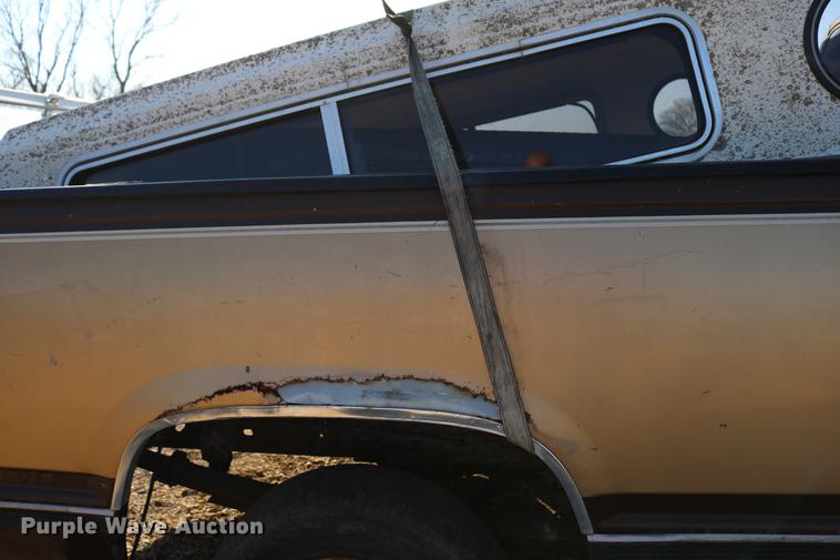 image for item DC3500 1988 Chevrolet 1500 Ext. Cab pickup truck