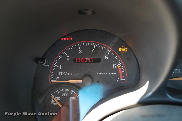 image for item DC3501 2002 Pontiac Grand AM