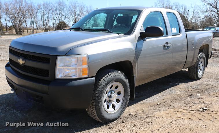 image for item DC3503 2008 Chevrolet Silverado 1500 Ext. Cab pickup truck