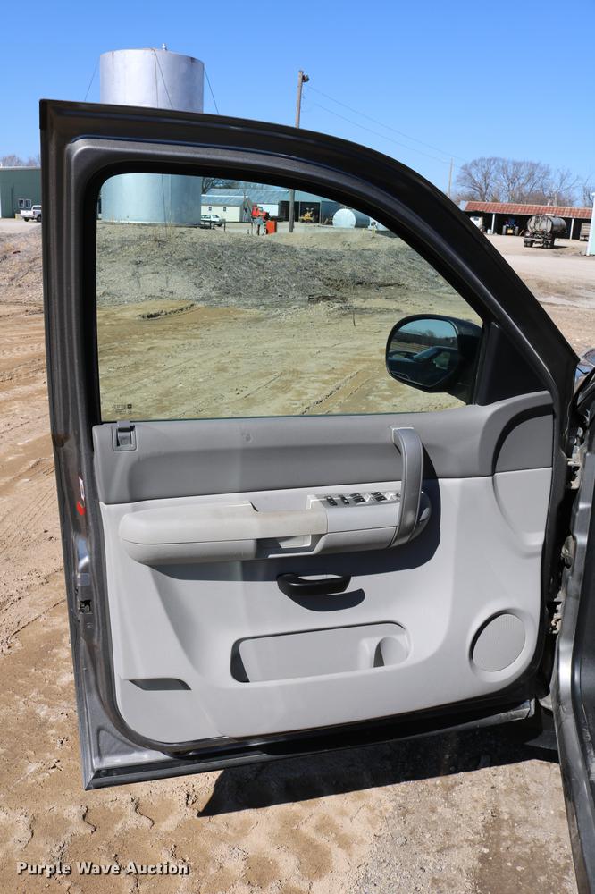 image for item DC3503 2008 Chevrolet Silverado 1500 Ext. Cab pickup truck