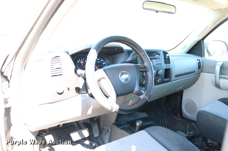 image for item DC3503 2008 Chevrolet Silverado 1500 Ext. Cab pickup truck