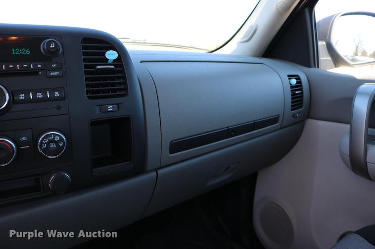 image for item DC3503 2008 Chevrolet Silverado 1500 Ext. Cab pickup truck