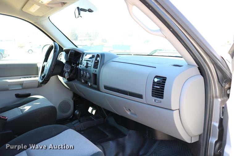 image for item DC3503 2008 Chevrolet Silverado 1500 Ext. Cab pickup truck