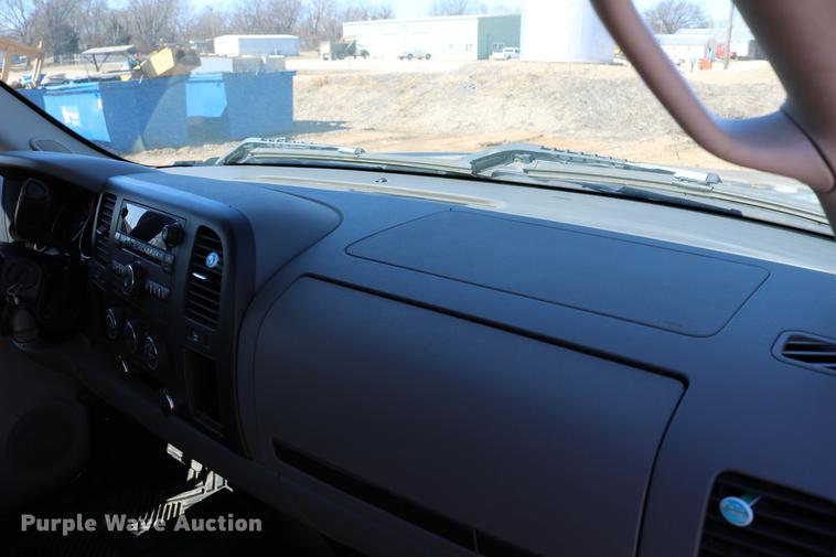 image for item DC3503 2008 Chevrolet Silverado 1500 Ext. Cab pickup truck