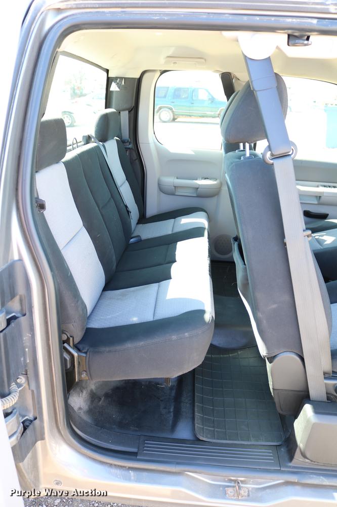 image for item DC3503 2008 Chevrolet Silverado 1500 Ext. Cab pickup truck