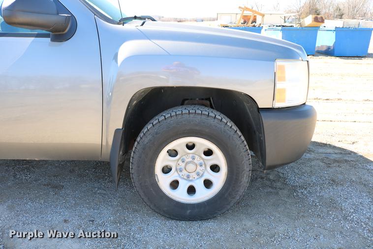 image for item DC3503 2008 Chevrolet Silverado 1500 Ext. Cab pickup truck