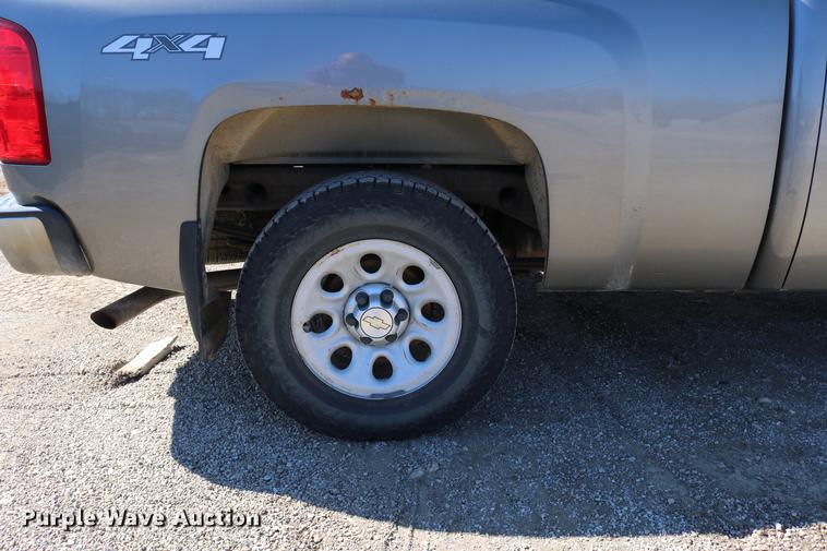 image for item DC3503 2008 Chevrolet Silverado 1500 Ext. Cab pickup truck