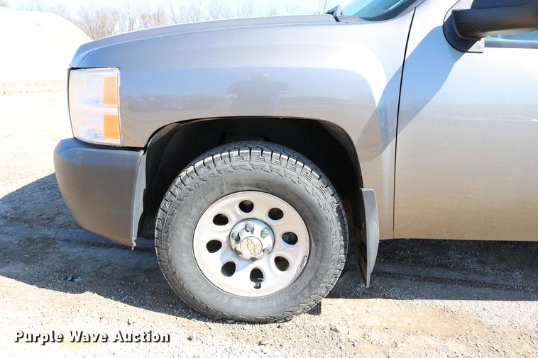 image for item DC3503 2008 Chevrolet Silverado 1500 Ext. Cab pickup truck