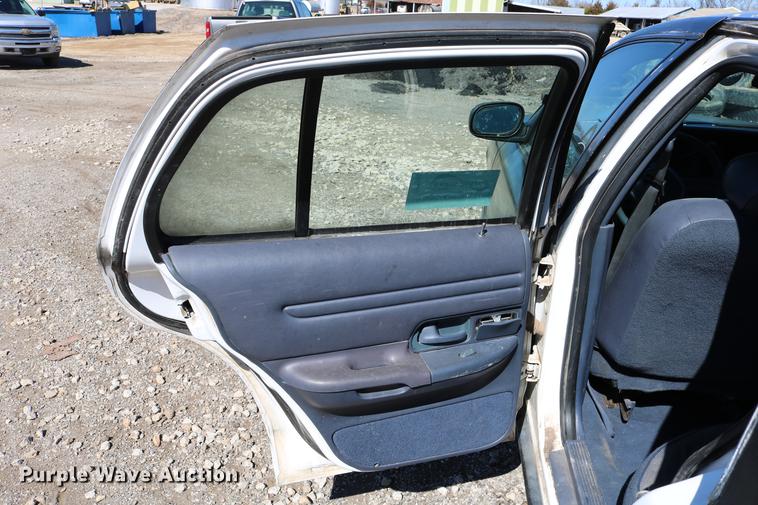 image for item DC3504 1998 Ford Crown Victoria Police Interceptor