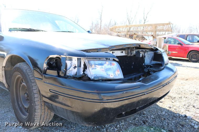 image for item DC3504 1998 Ford Crown Victoria Police Interceptor