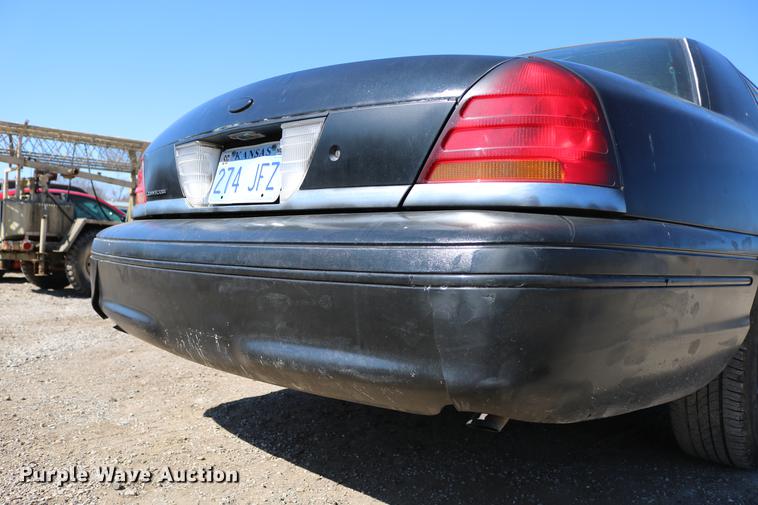 image for item DC3504 1998 Ford Crown Victoria Police Interceptor