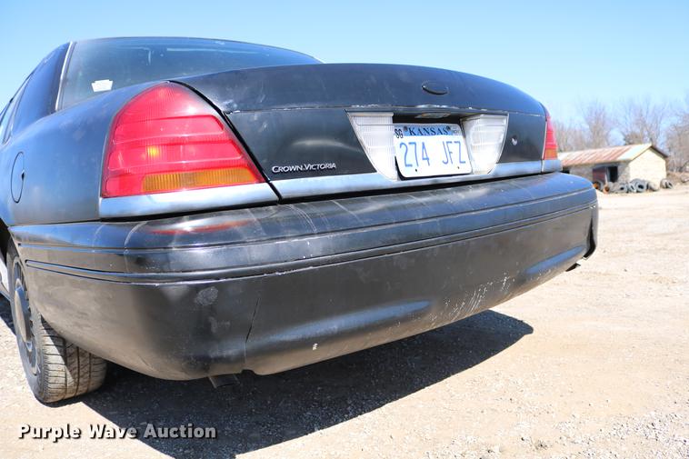 image for item DC3504 1998 Ford Crown Victoria Police Interceptor