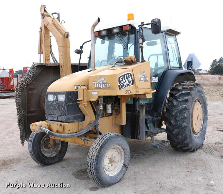 image for item DC3533 1998 New Holland TS110 tractor