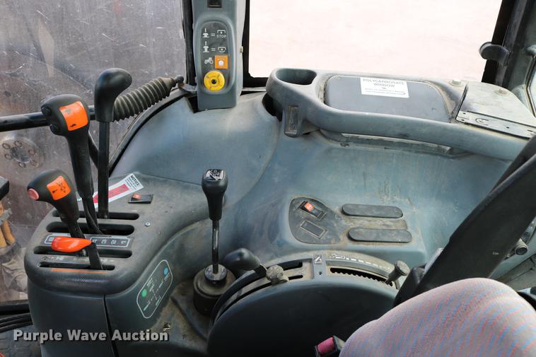 image for item DC3533 1998 New Holland TS110 tractor