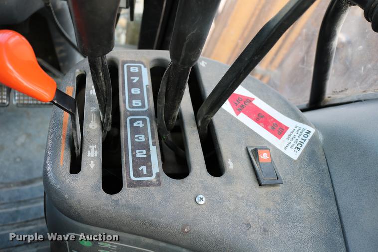 image for item DC3533 1998 New Holland TS110 tractor