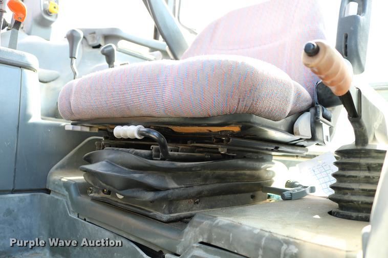 image for item DC3533 1998 New Holland TS110 tractor