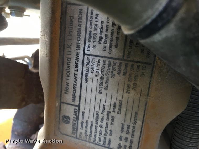 image for item DC3533 1998 New Holland TS110 tractor