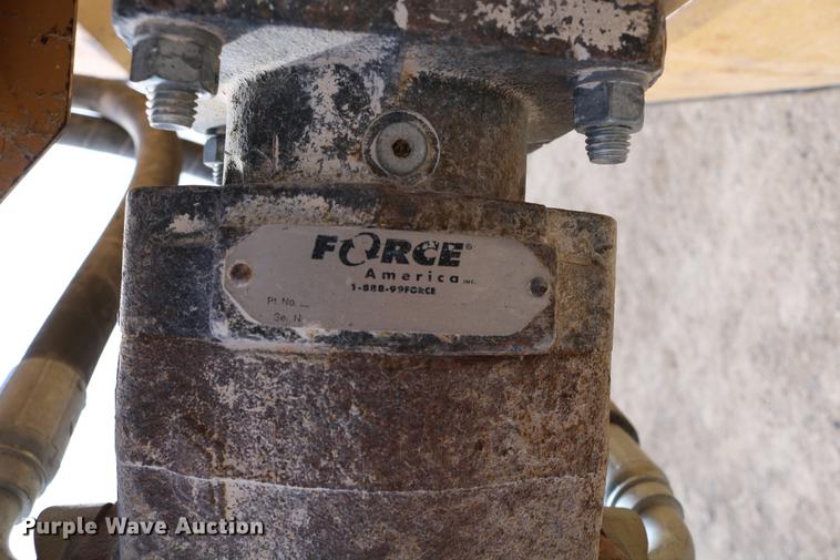 image for item DC3533 1998 New Holland TS110 tractor