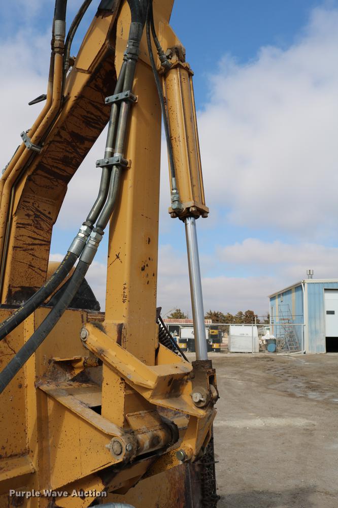 image for item DC3533 1998 New Holland TS110 tractor