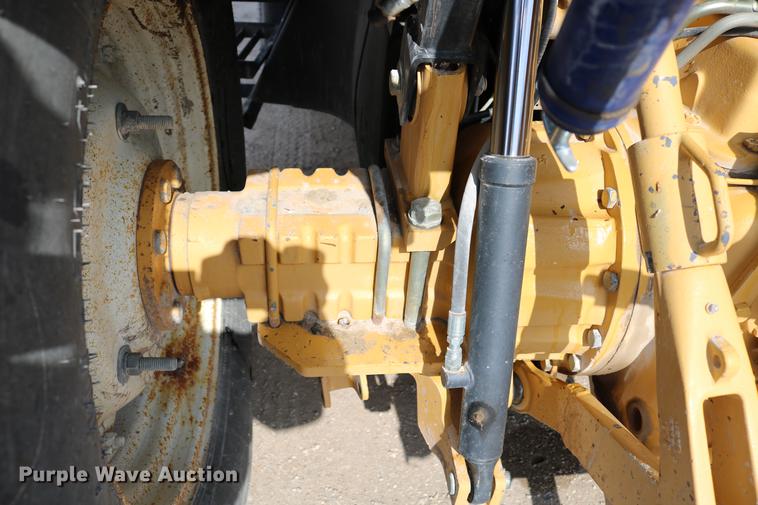 image for item DC3533 1998 New Holland TS110 tractor