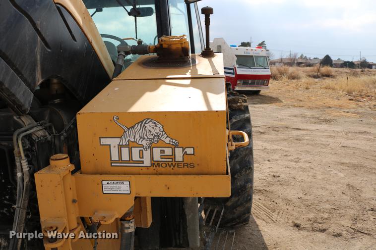 image for item DC3533 1998 New Holland TS110 tractor