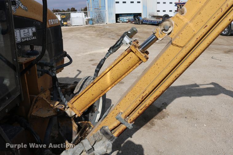 image for item DC3533 1998 New Holland TS110 tractor