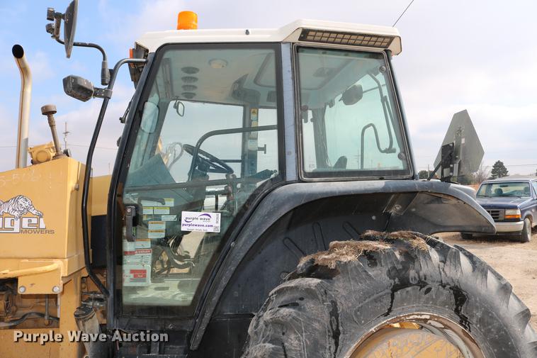 image for item DC3533 1998 New Holland TS110 tractor