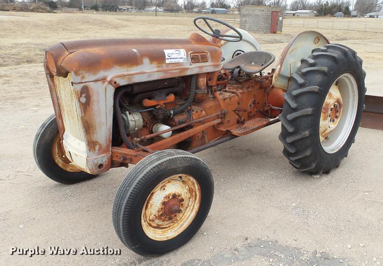 image for item DC4247 Ford 601 Workmaster tractor