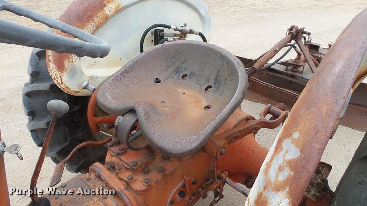 image for item DC4247 Ford 601 Workmaster tractor