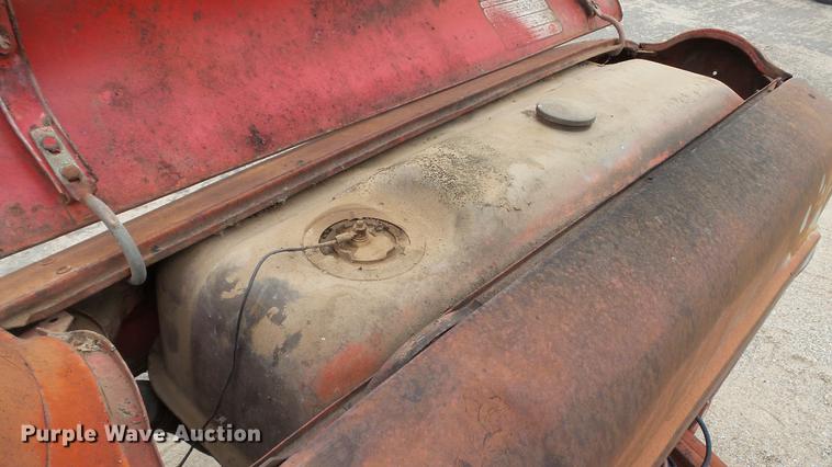 image for item DC4247 Ford 601 Workmaster tractor