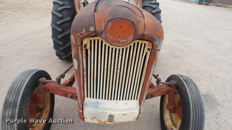 image for item DC4247 Ford 601 Workmaster tractor