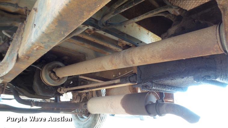 image for item DC4248 1974 Ford F600 flatbed truck