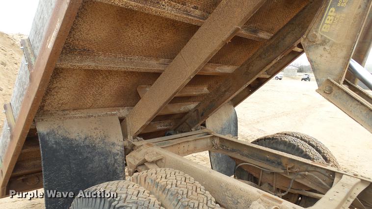 image for item DC4248 1974 Ford F600 flatbed truck