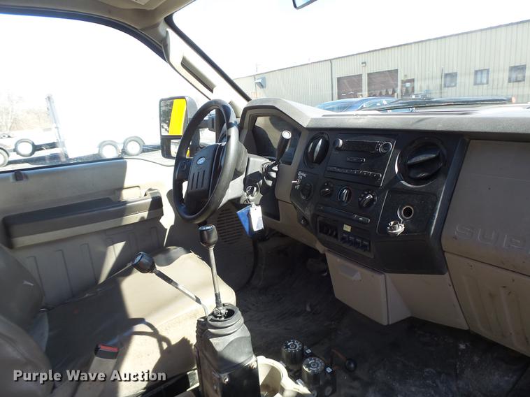 image for item DC4416 2008 Ford F550 Crew Cab dump truck