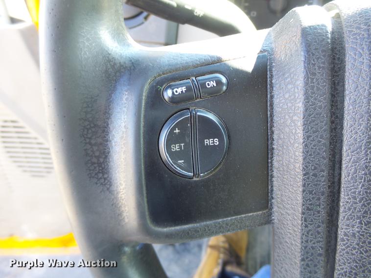 image for item DC4416 2008 Ford F550 Crew Cab dump truck