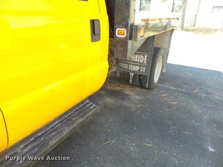 image for item DC4417 2008 Ford F550 Crew Cab flatbed dump truck