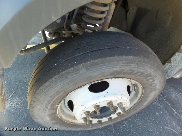 image for item DC4417 2008 Ford F550 Crew Cab flatbed dump truck