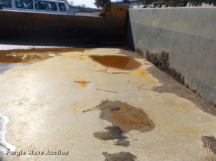 image for item DC4418 2008 Ford F550 Crew Cab flatbed dump truck