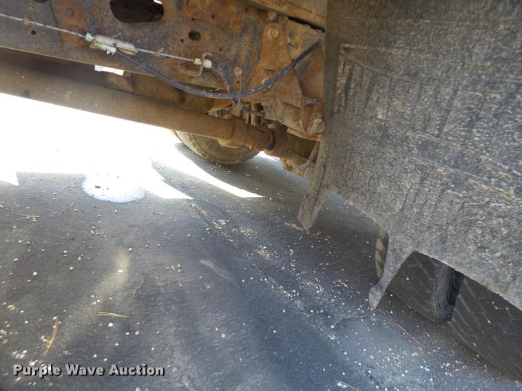 image for item DC4418 2008 Ford F550 Crew Cab flatbed dump truck