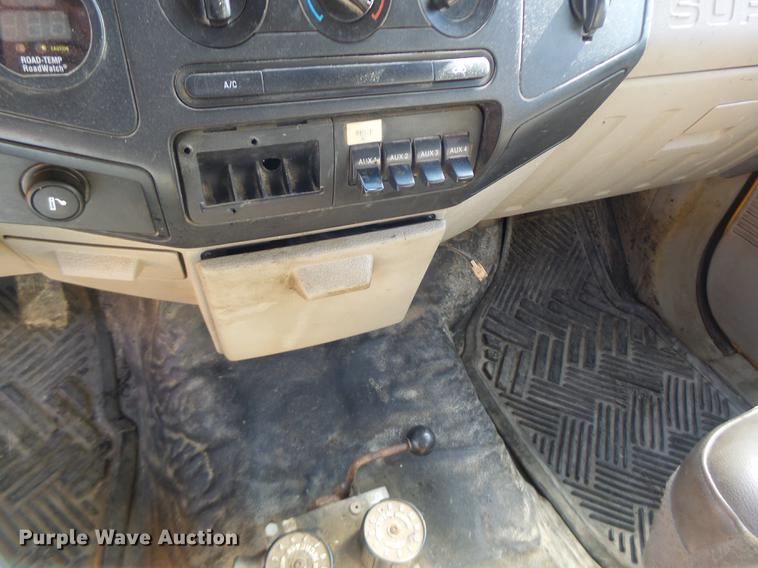 image for item DC4418 2008 Ford F550 Crew Cab flatbed dump truck