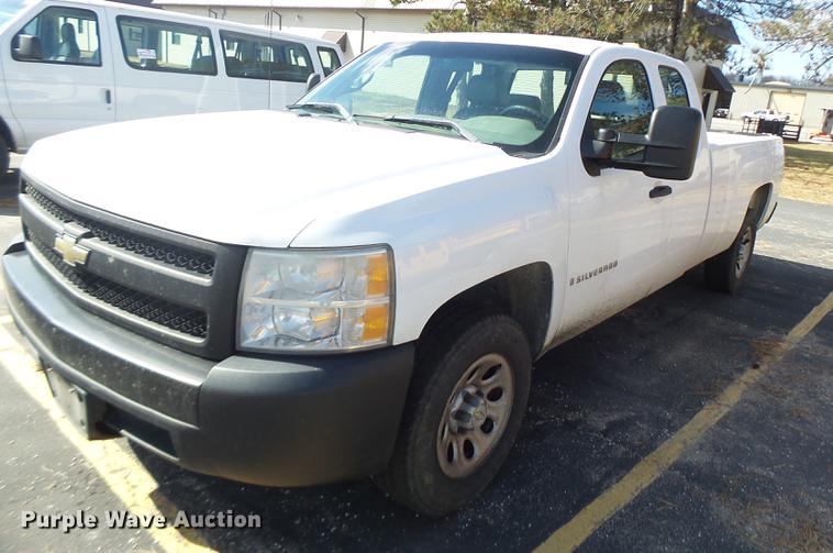 image for item DC4419 2007 Chevrolet Silverado 1500 Ext. Cab pickup truck
